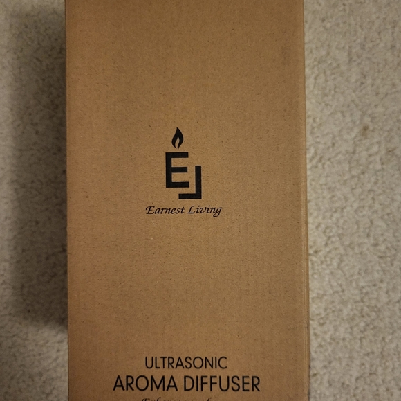 Earnest Living Ultrasonic Aromatherapy Essential Oil Diffuser - Picture 3 of 6